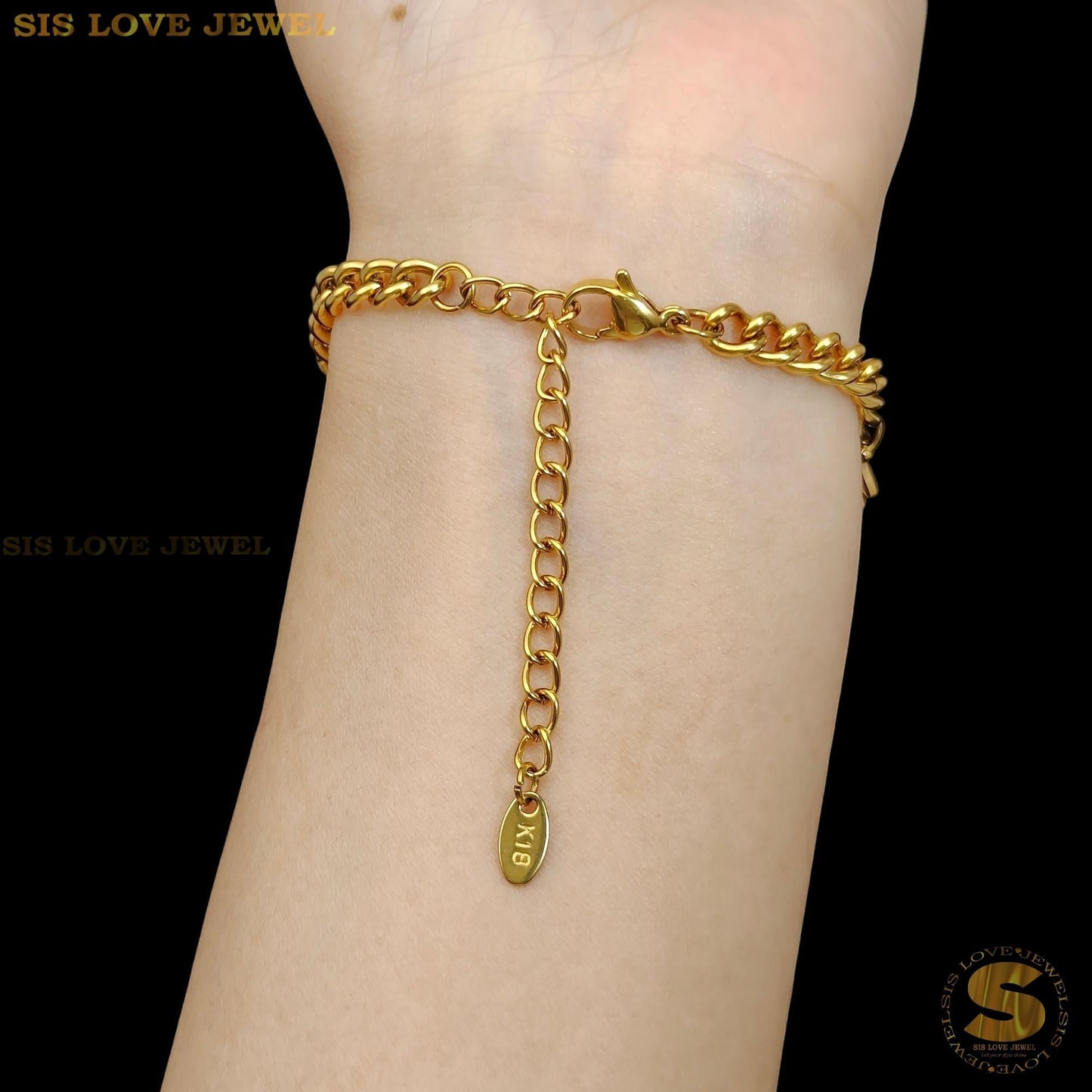 Christmas Charm Bracelet B195