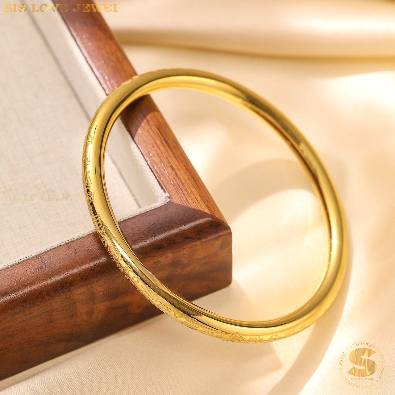 Circle of Bliss Fu Bangle H108