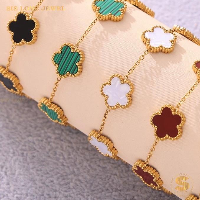 Flower Charm Bracelet B197