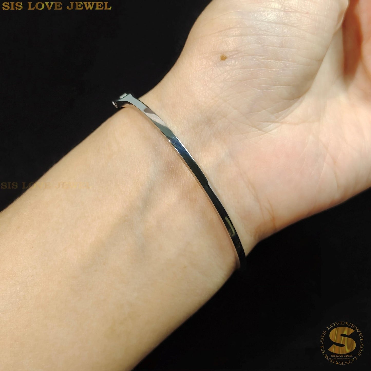 Signature Silver Bangle H094 Silver