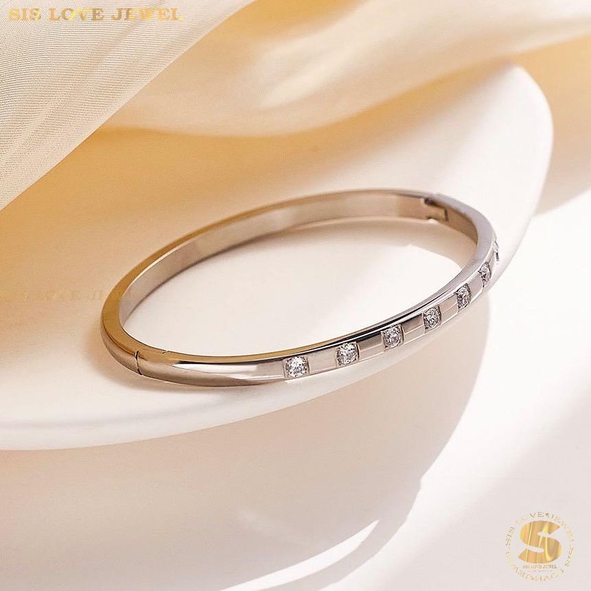Silver Half Row Zirconia Oval Bangle H023 Silver