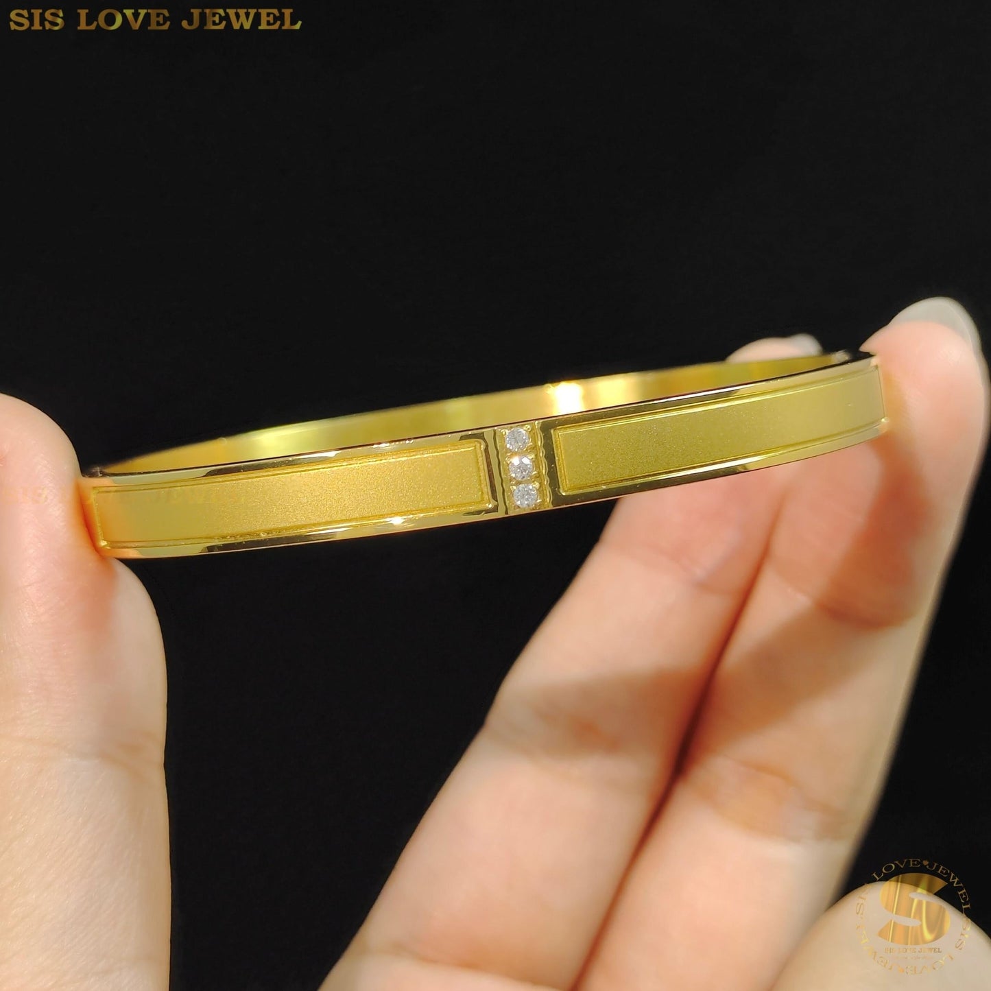 Simple Zirconia Bangle H051