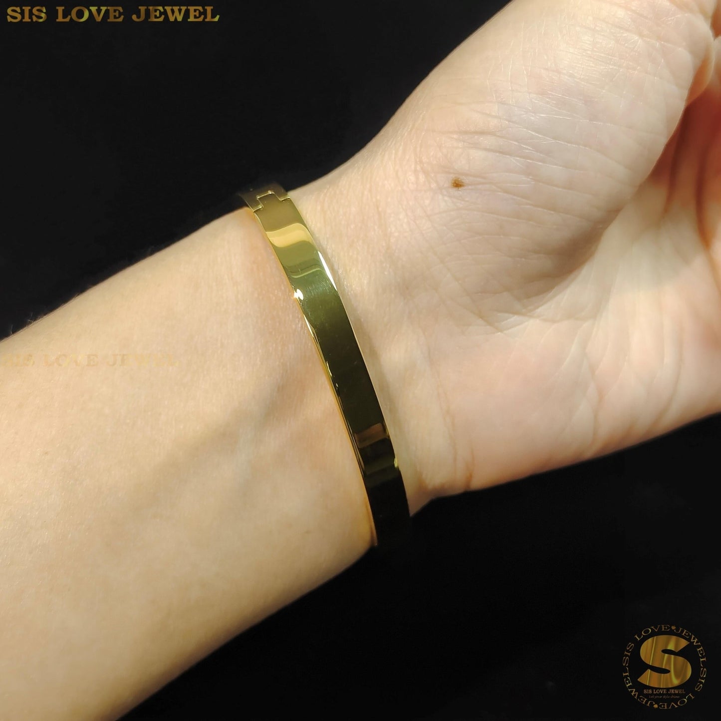 The Trio of Dreams Bangle H111 Gold