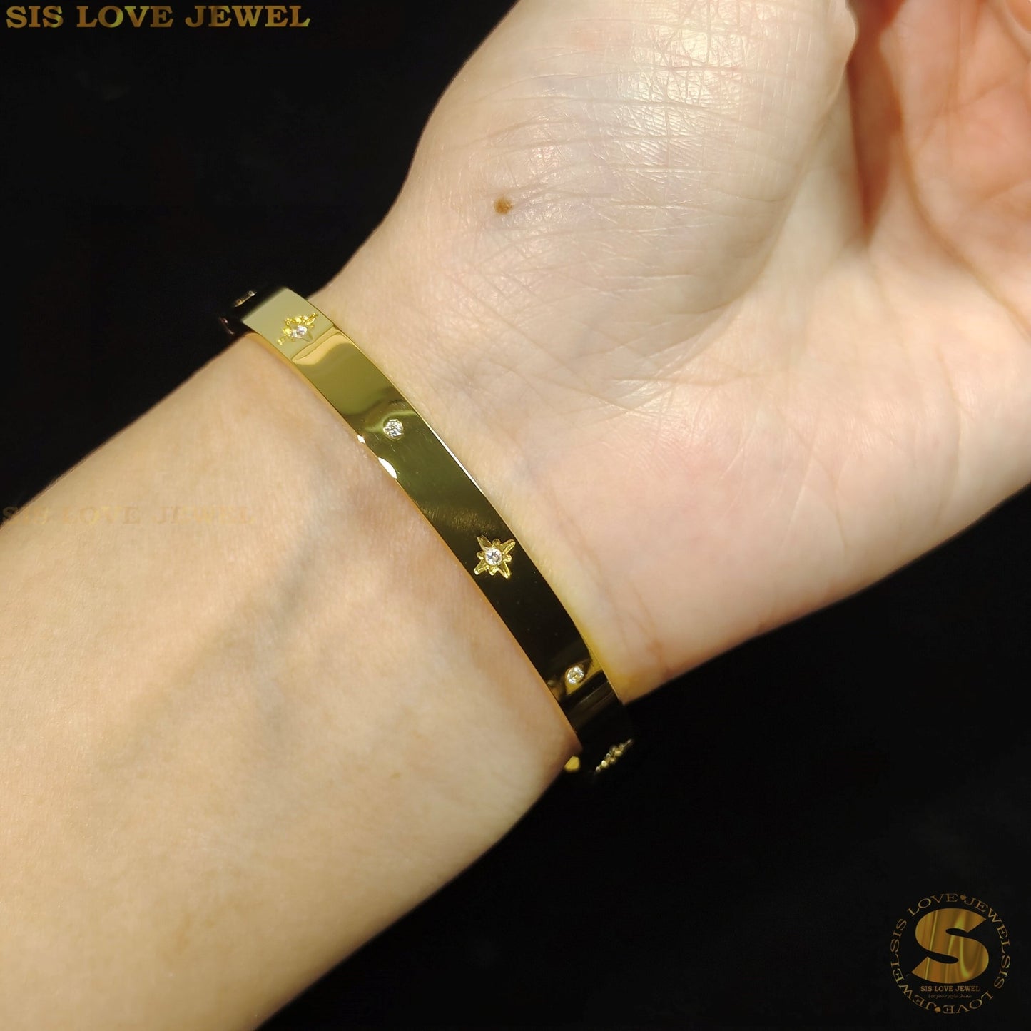 Written in the Stars Bangle H116