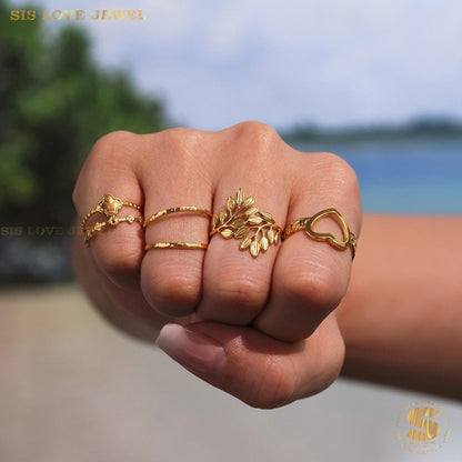 Adjustable Leaf Ring R126