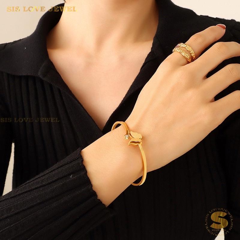 Butterfly Oval Bangle H017