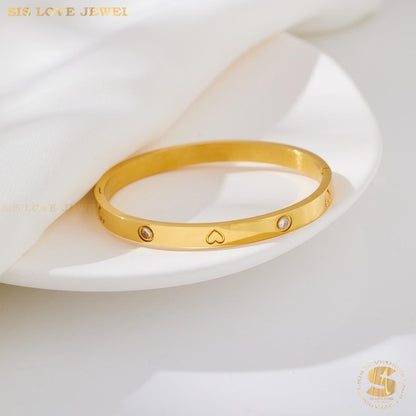 Love Zirconia Oval Bangle H030 Gold