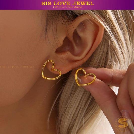 Elegant Heart Stud Earrings S042