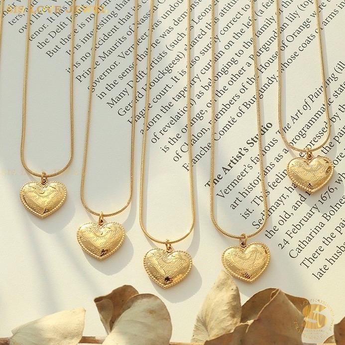 Snake Chain Love Pendant Necklace N127