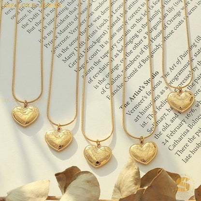 Snake Chain Love Pendant Necklace N127