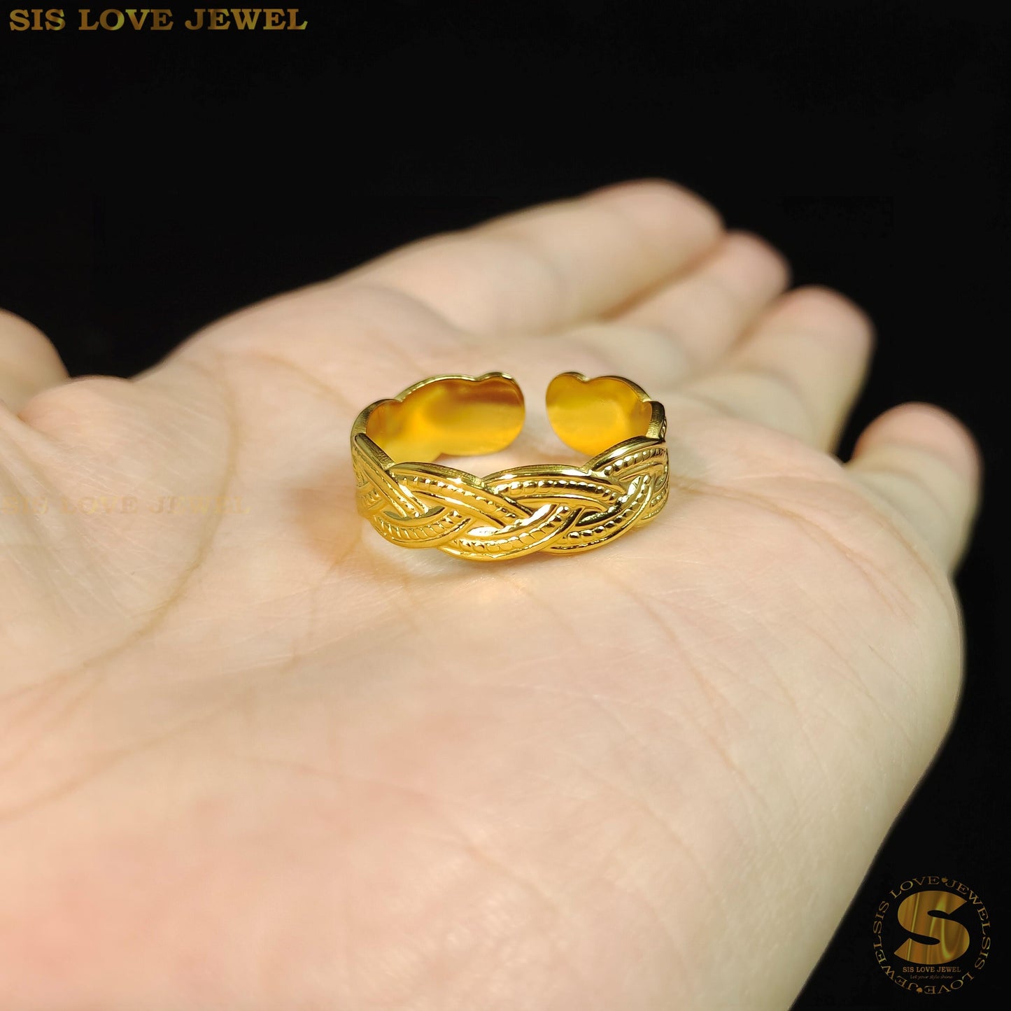 Simple Twisted Adjustable Ring R078