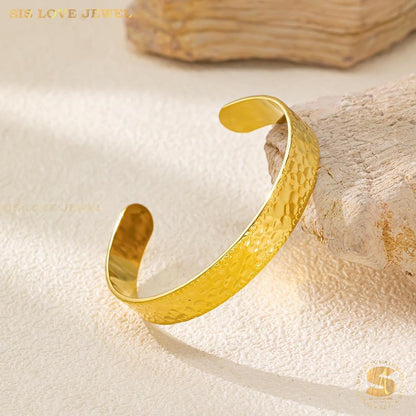 Sleek Hammered Cuff Bangle H180
