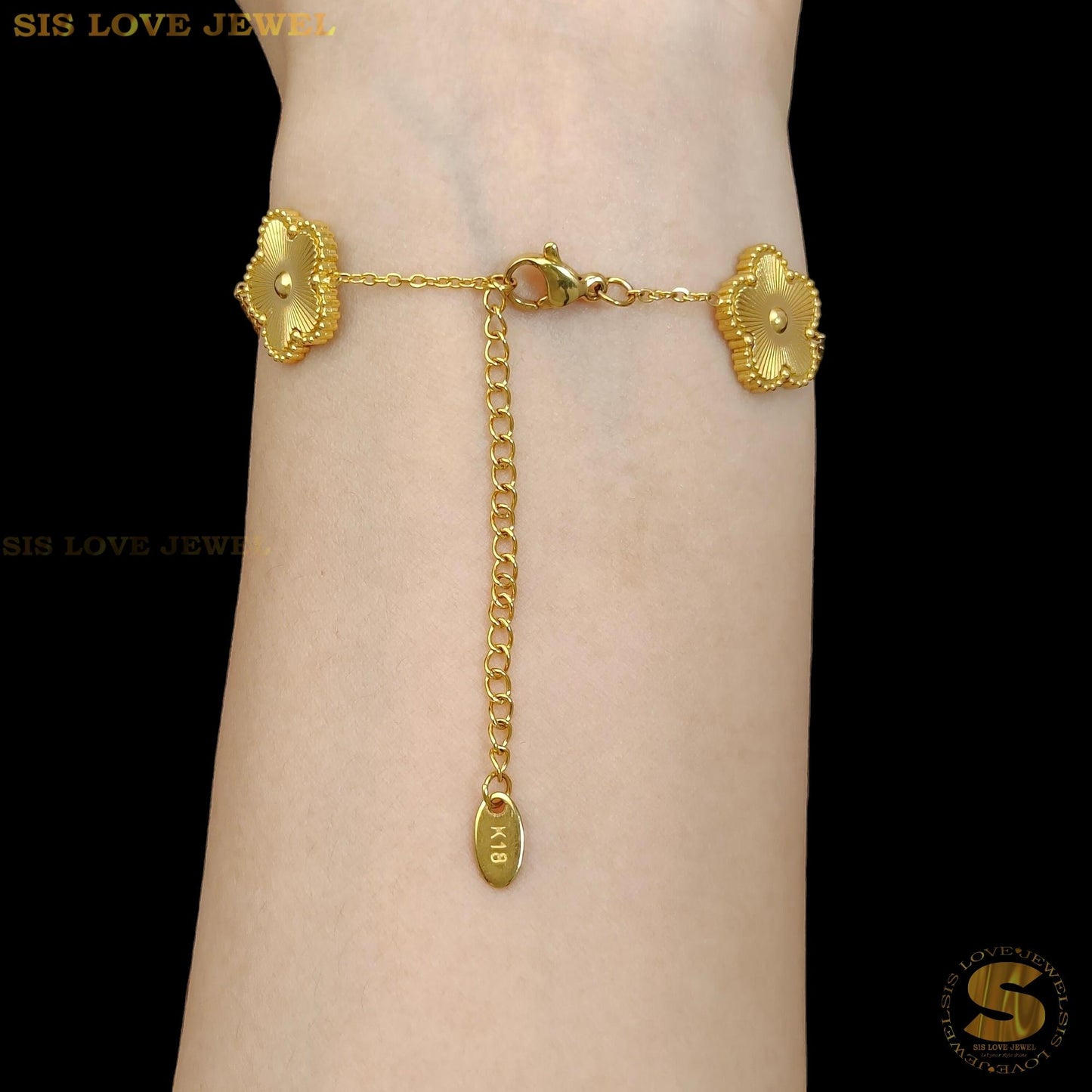 Double-Sided Flower Bracelet B186