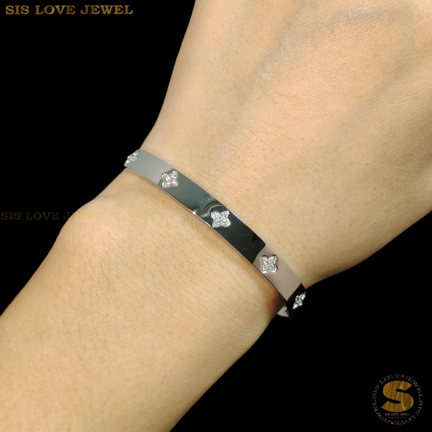 Silver Color Clover Zirconia Full Diamond Bangle H032