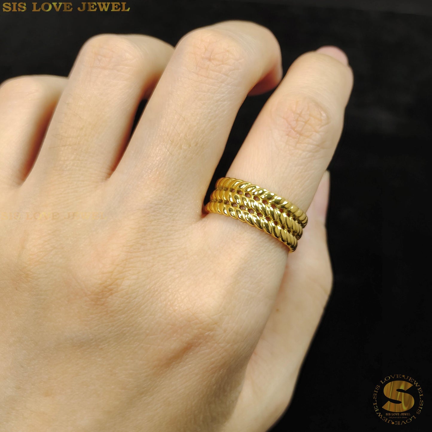 Radiant Touch Ring R055