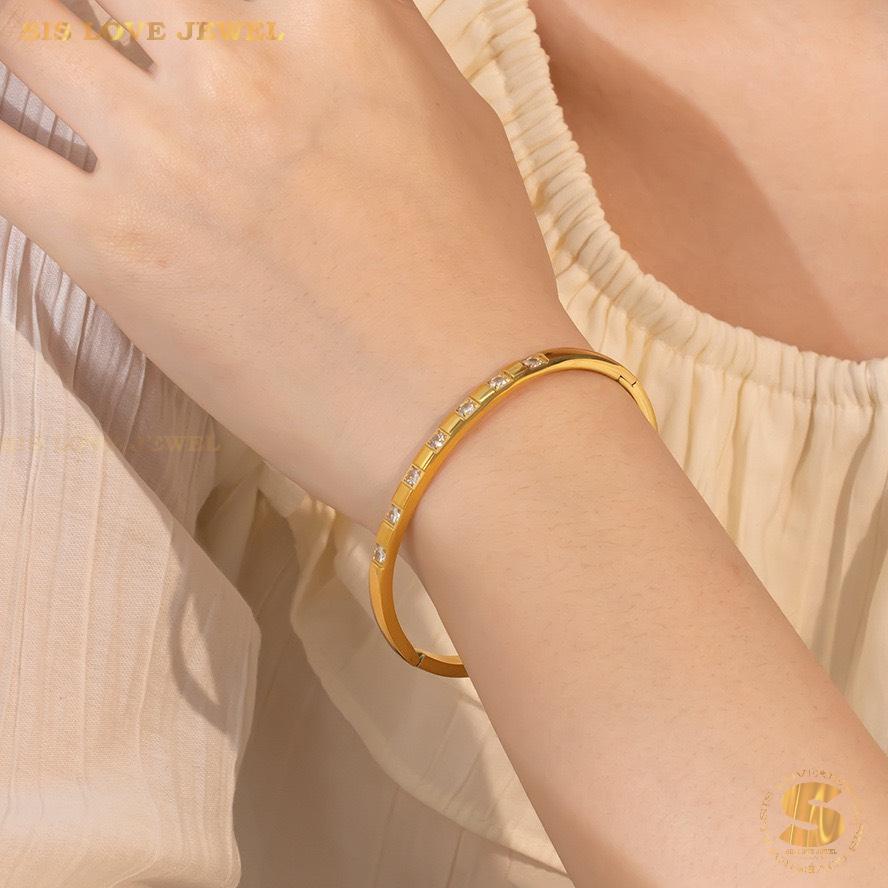 Half Row Zirconia Bangle H023 Gold