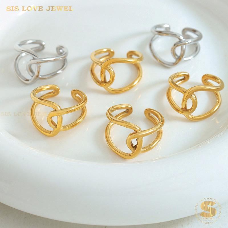 Twist of Elegance Ring R052