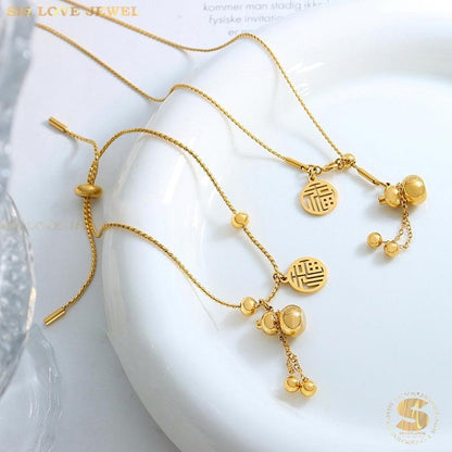 Adjustable Hulu Pendant Necklace Set