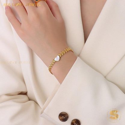 Love Shell Bracelet B047 Gold