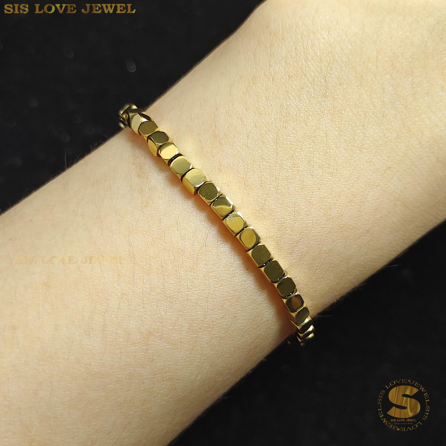 Cube Charm Bracelet B062