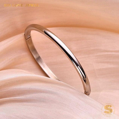 Serenity Silver Bangle H031 Silver
