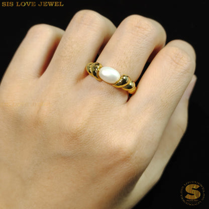 Freshwater Pearl Ring R081