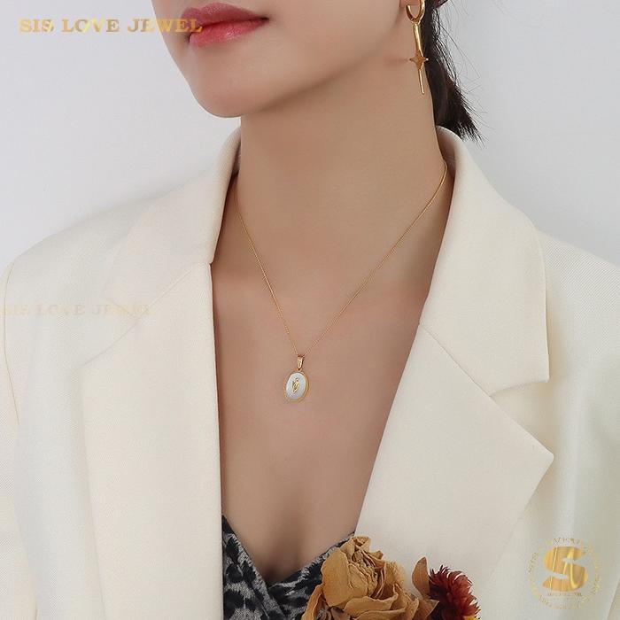 Tulip Shell Pendant Necklace N059