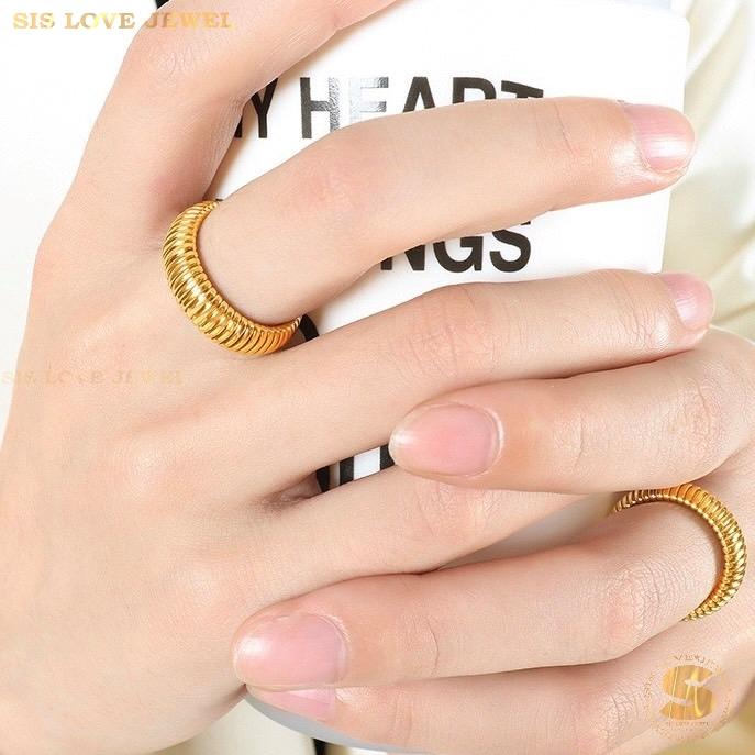 Twisted Luxe Band Ring R051