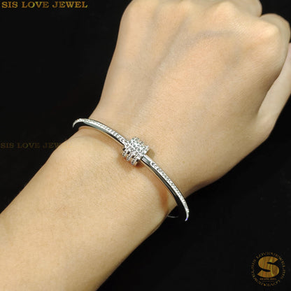 Silver Color Shiny Oval Bangle H090