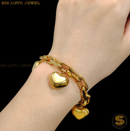 Chunky Heart Charm Gold Bracelet B266