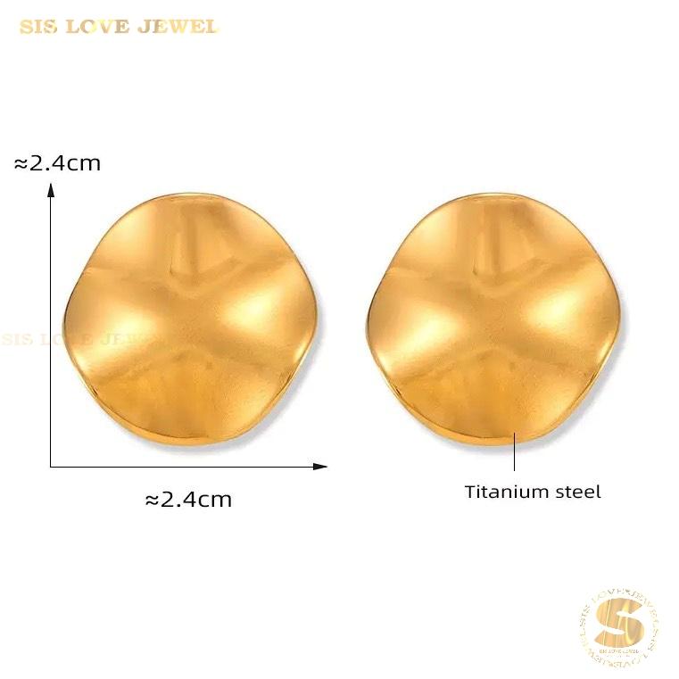 Sleek 18K Gold Irregular Stud Earrings S054