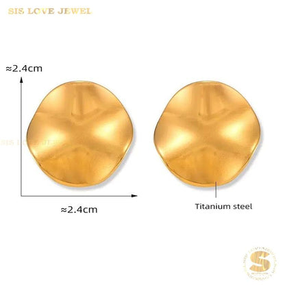 Sleek 18K Gold Irregular Stud Earrings S054