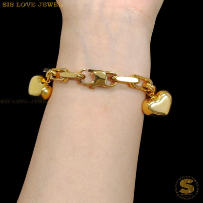 Chunky Heart Charm Gold Bracelet B266