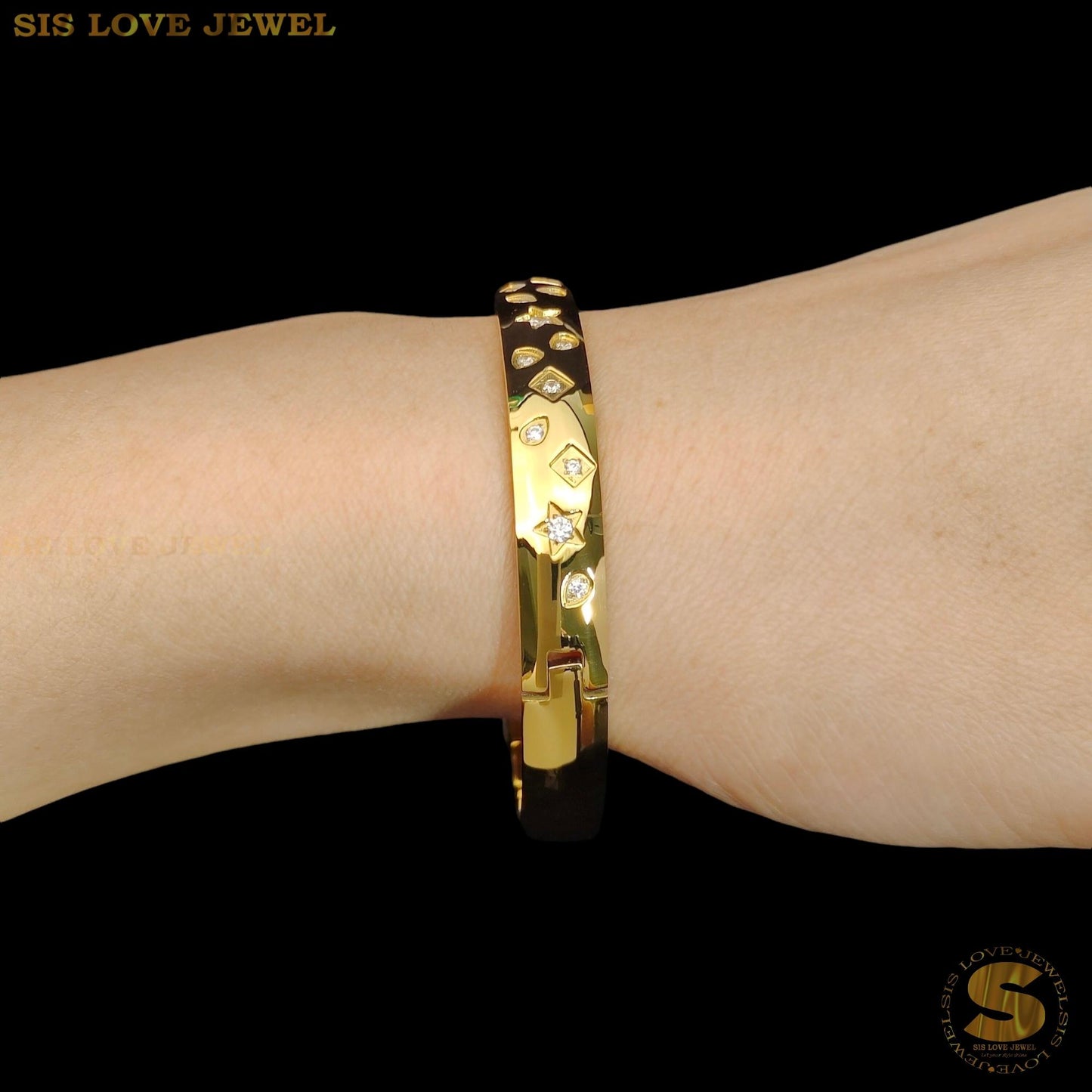 Elegant Zirconia Oval Bangle H155