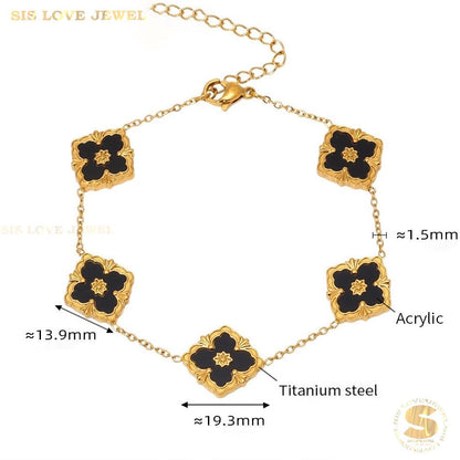 Clover Charm Bracelet B208