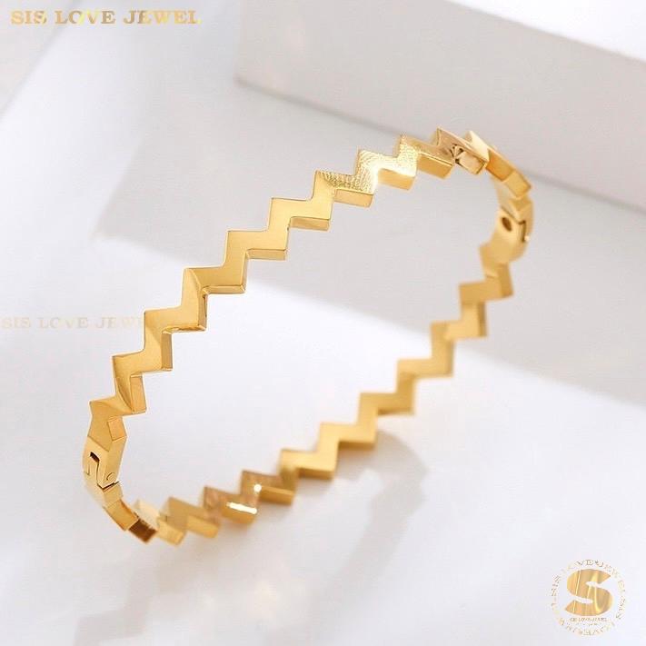 Pure Love Gold Plated Bangle H115