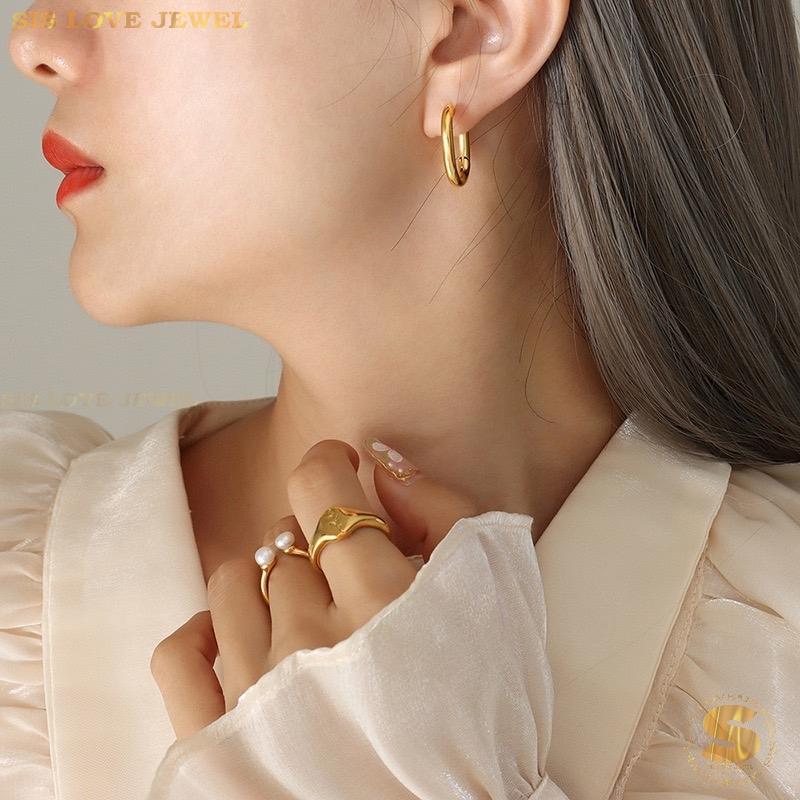 Sleek Rectangular Gold Hoops S020