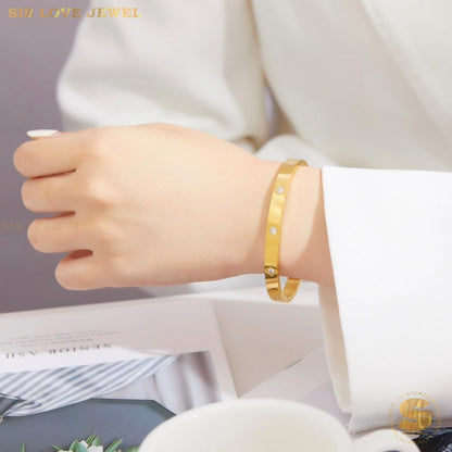 Starlight Zirconia Bangle H103