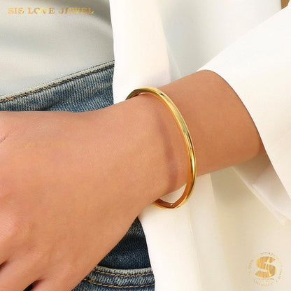 Plain Simple Oval Bangle H031