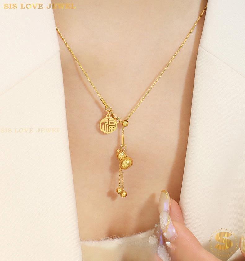 Adjustable Hulu Pendant Necklace Set