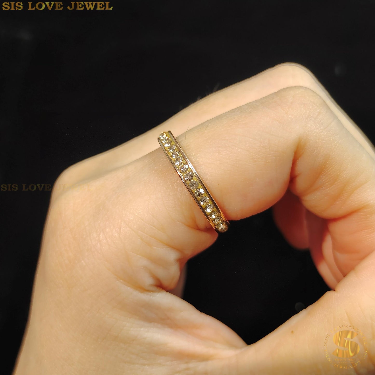 Sparkling Serenity Collar Zirconia Ring R069