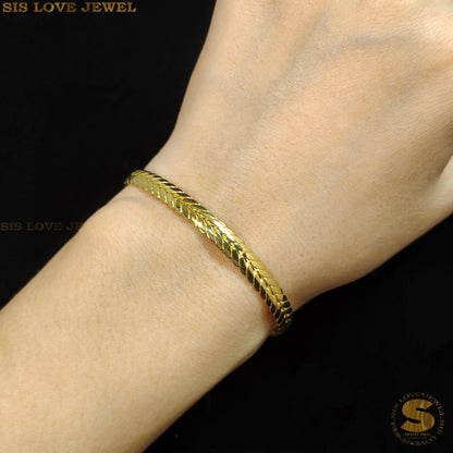 Fur Adjustable Bangle H055