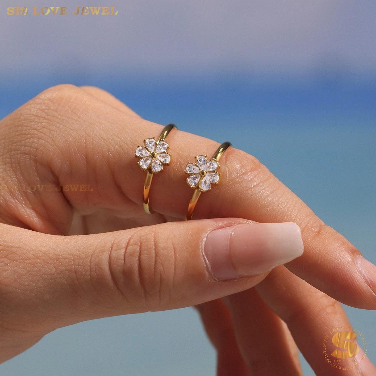 Zirconia Flower Ring R132