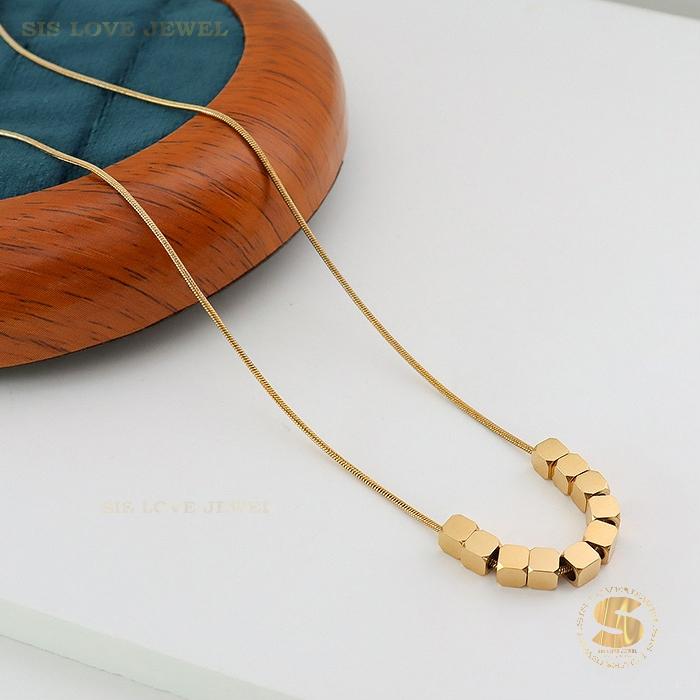 Geometric Cube Pendant Necklace N058