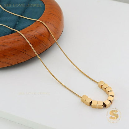 Geometric Cube Pendant Necklace N058