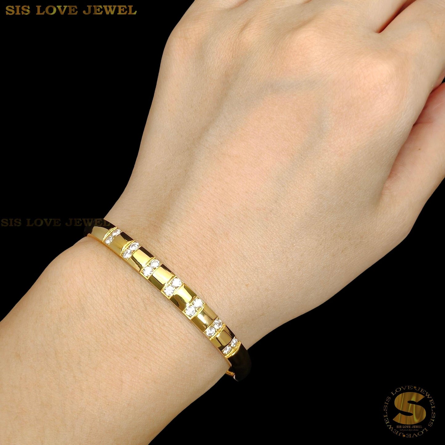 Zirconia Oval Bangle