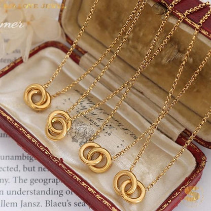 Interlocking Rings Necklace N002