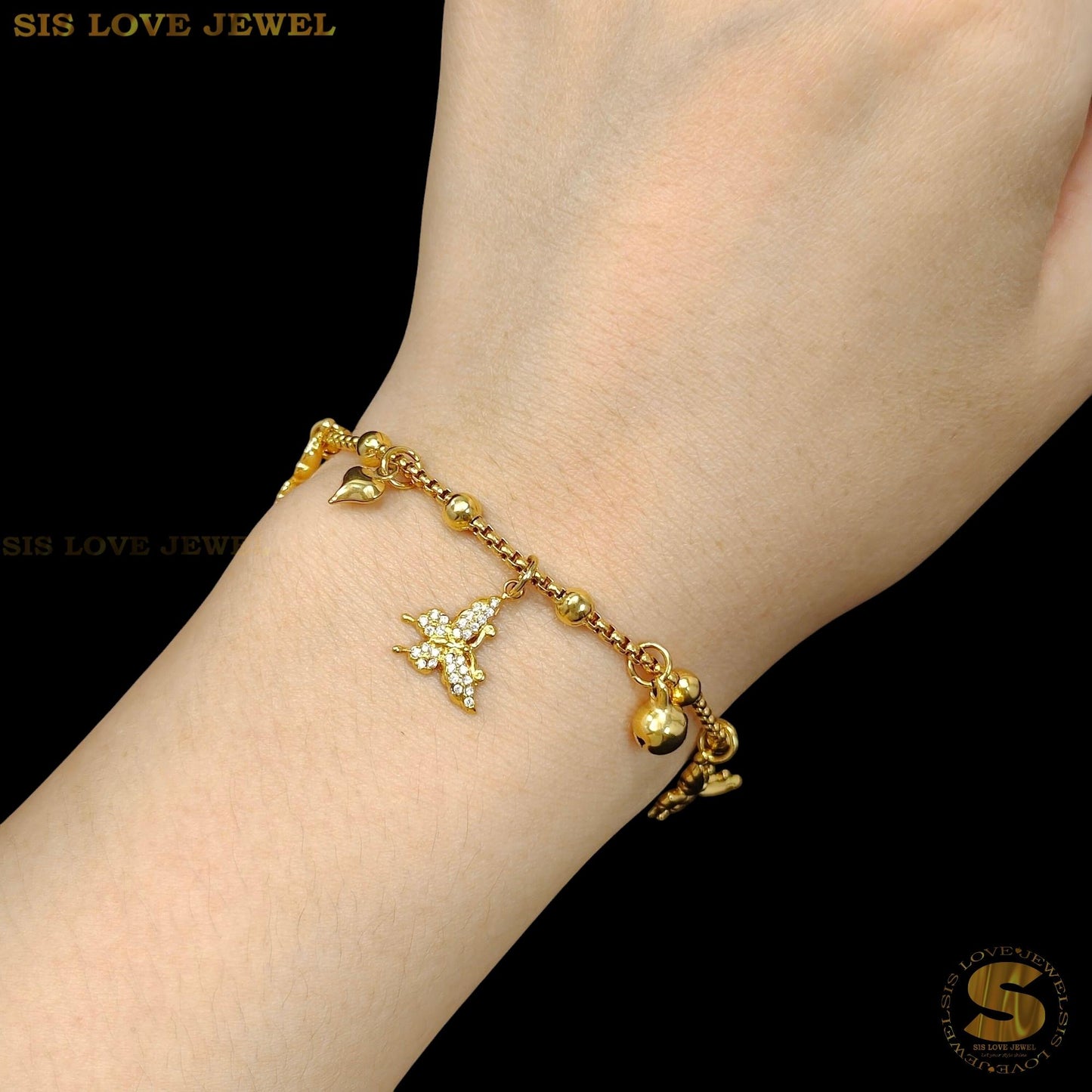 Charming Butterfly Charm Bracelet B245