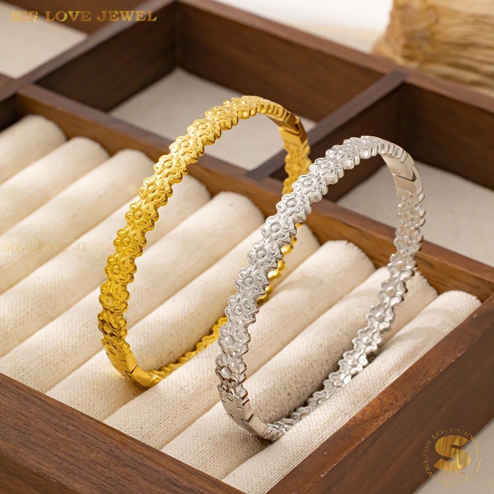 Sweet 18K Gold Flower Bangle H179