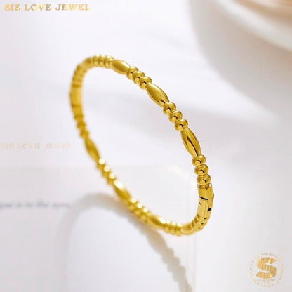 Simple Oval Bangle H095
